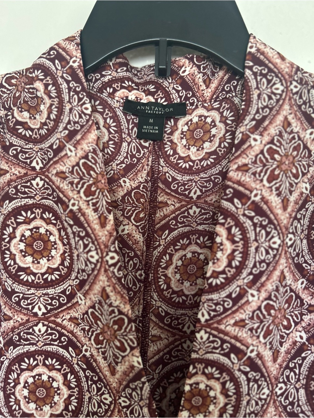 Ann Taylor Factory Maroon Paisley-Print Long Sleeve Blouse - Picture 3 of 7